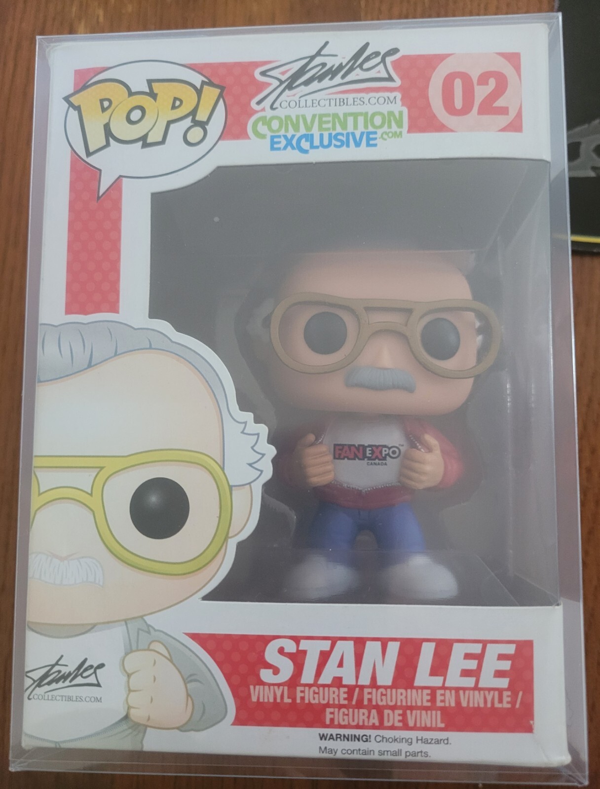 Funko Pop! Zapatos Blancos Exclusivos De Stan Lee Para Convención De Stan Lee Collectibles.com