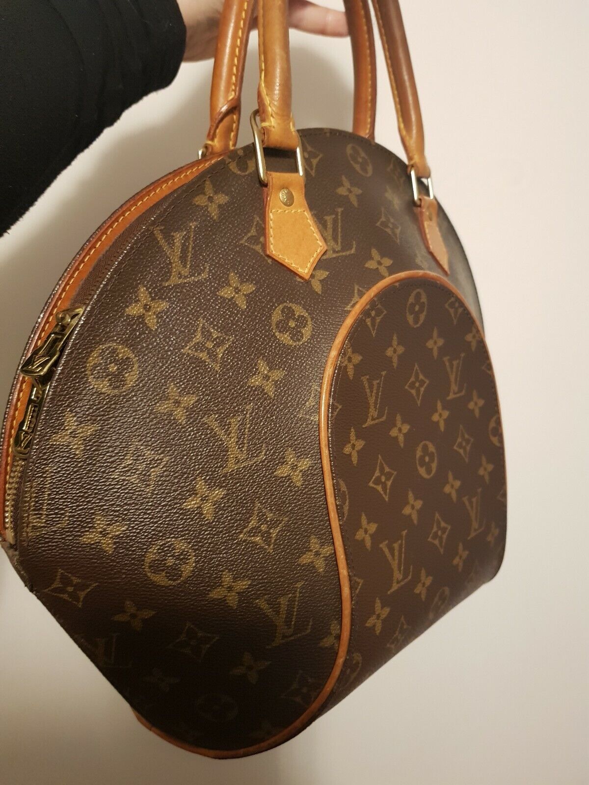 Authenticated Used Louis Vuitton Monogram Ellipse PM M51127 Handbag Bag  0063 LOUIS VUITTON