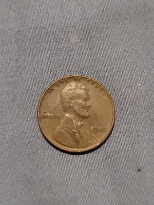 1945 No Mint Mark Wheat Penny Circulated, hard to find.