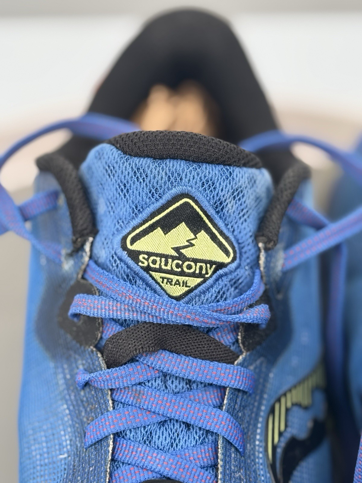 mens Size 8 women’s size 9.5  - Saucony Peregrine 11 Blue Red trail Running thumbnail 9