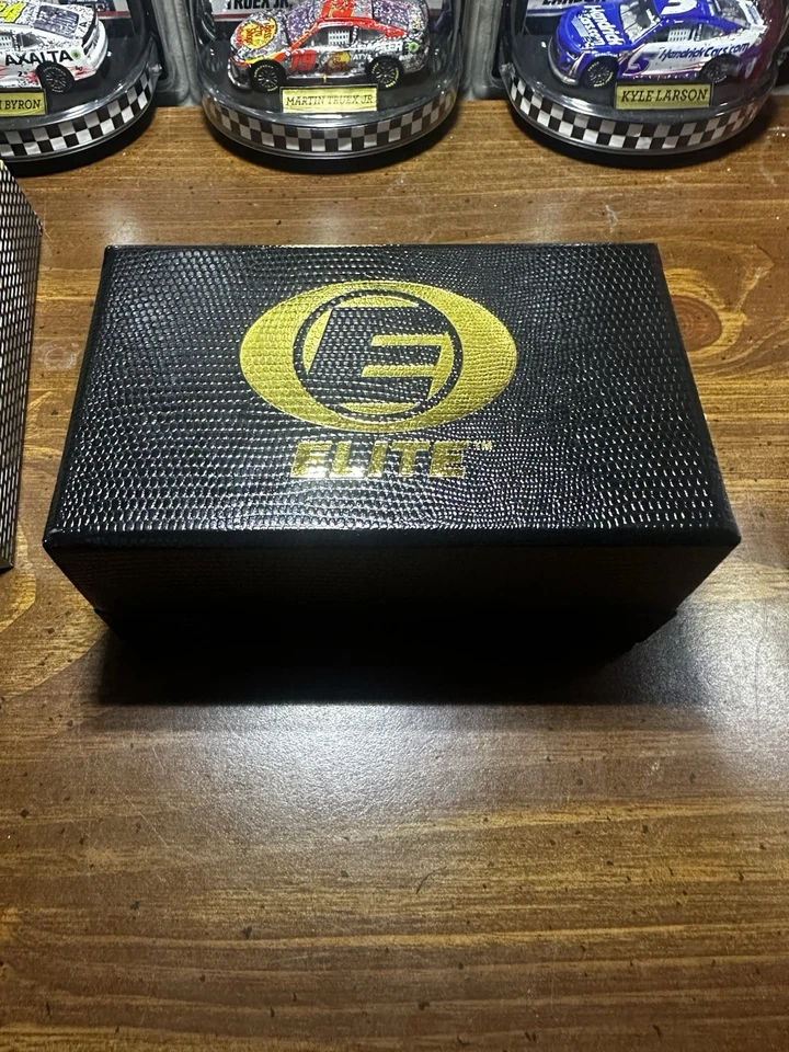 Elite Kevin Harvick #29 GM Goodwrench 2002 Monte Carlo Elite Diecast 1:64 E.T. Foto 2 de 4