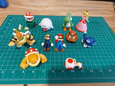 World Of Nintendo Figure Lot Boom Boom Bowser Mario Luigi Boo Yoshi Cat Toad