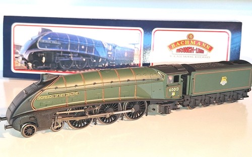 Bachmann 31955 Un of New Zealand. 2 Rail DC. New Old Stock. Mint Cond. Boxed.OO  | Condition: New: Other (See Details)