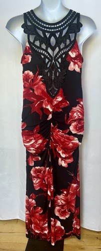 Venus ladies size XL maxi dress with large red rose print. - Picture 8 of 11