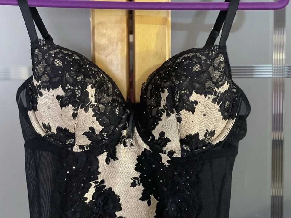 Victoria’s Secret Seducción Corsé Liguero Encaje Slip 36C Nuevo con Etiquetas Foto 3 de 4