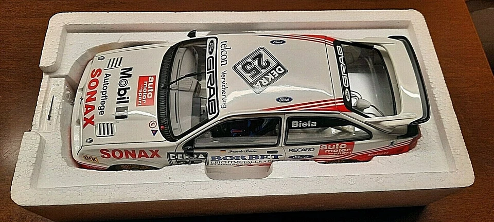 FORD SIERRA RS 500 DTM 1989 - Minichamps 1/18 - Immagine 4 di 4