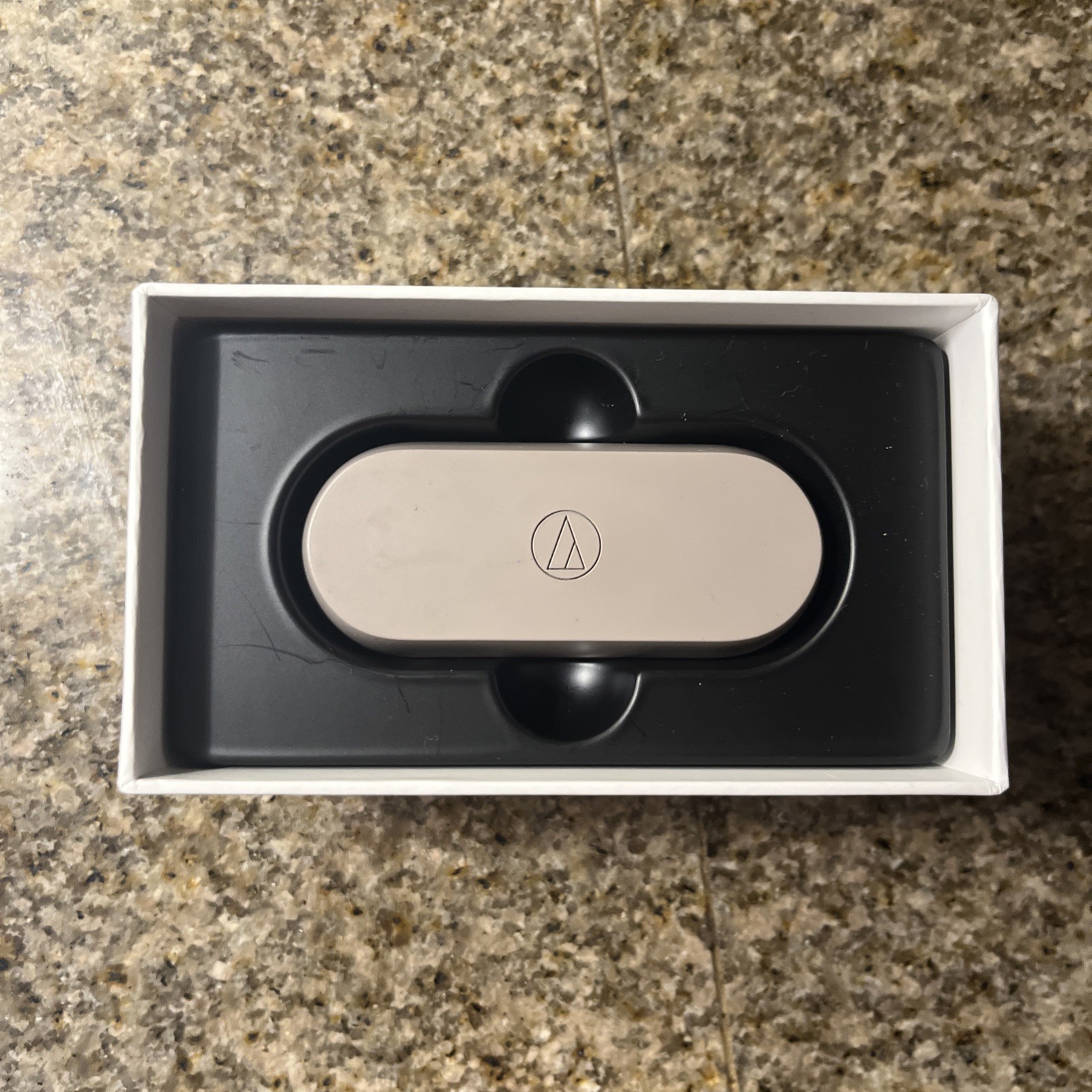 Audio-Technica Solid Bass ATH-CKS5TW True Wireless In-Ear Headphones Khaki