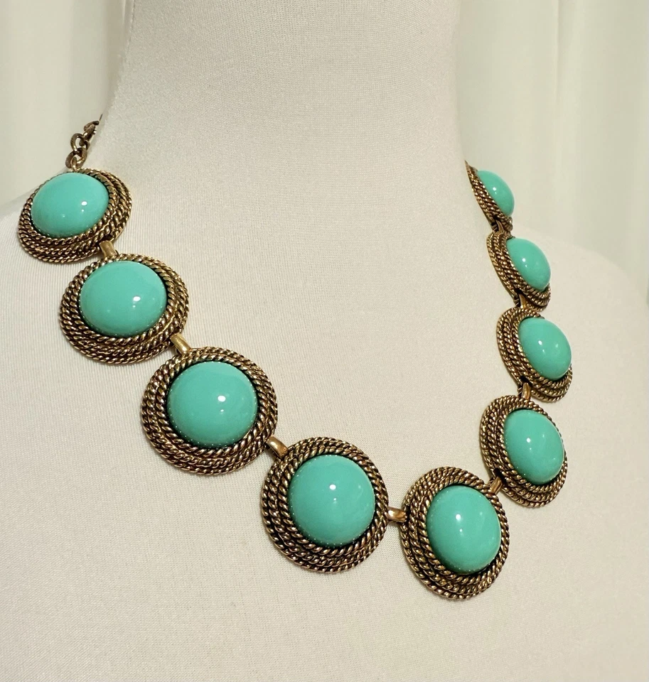 Collar con textura de 18 cuerdas cabujón turquesa imitación vintage firmado RACHEL ZOE LUXE Foto 3 de 4