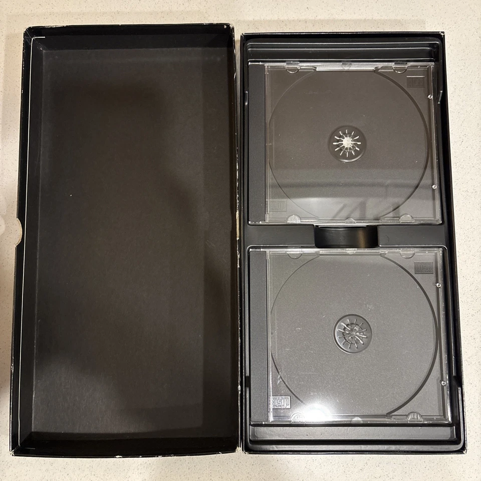 THE CLASH on Broadway (1991) BOX SET Complete w/Book - NO CDs! - Image 2 of 4