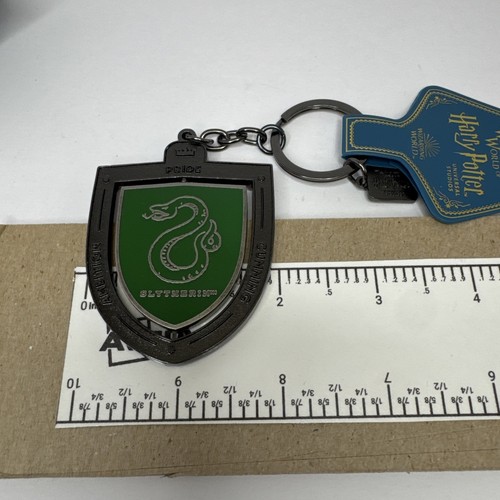 Universal Studios Wizarding World Harry Potter Slytherin Spinning Keychain New - Picture 7 of 7