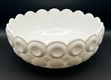 LE Smith 8" Moon & Stars Milk Glass Bowl | Vintage