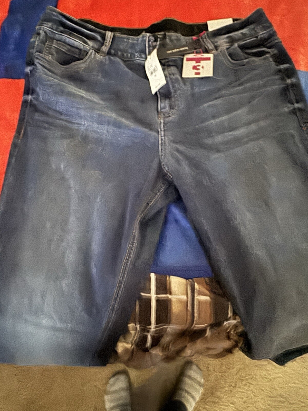 Picture 1 of 3