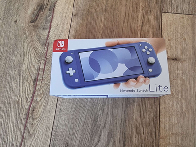 Nintendo switch lite HDH-001
