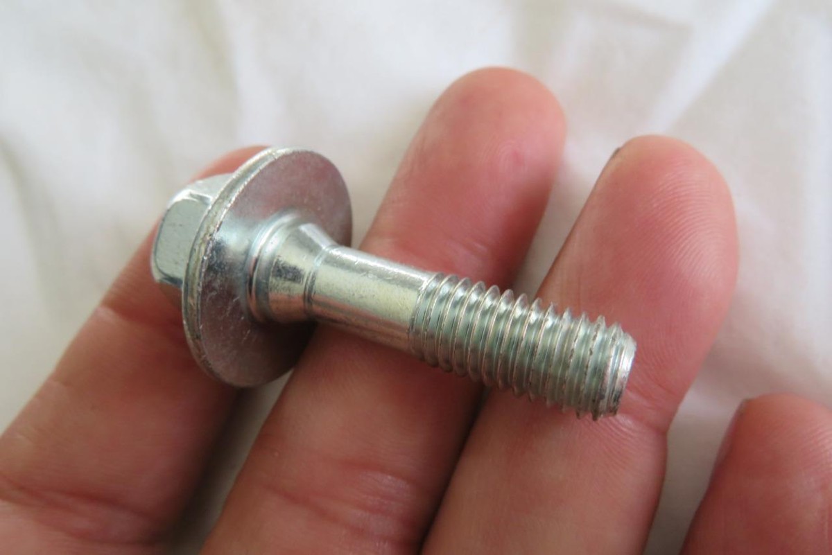NOS Kawasaki # 92001-1479 Flanged Bolt 10x39 KZ KZ1100 KZ1000