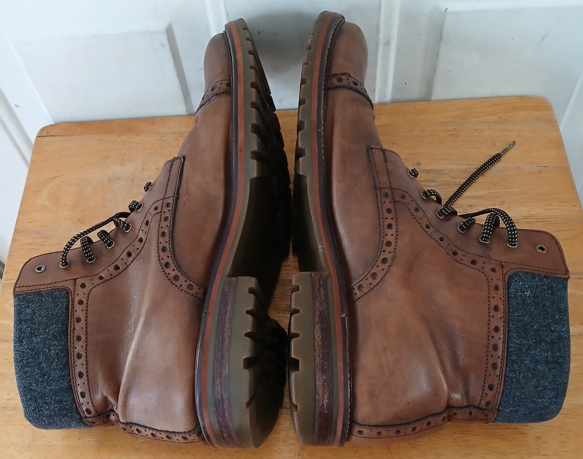 Johnston & Murphy Karnes 20-8856 Distressed Leather Men