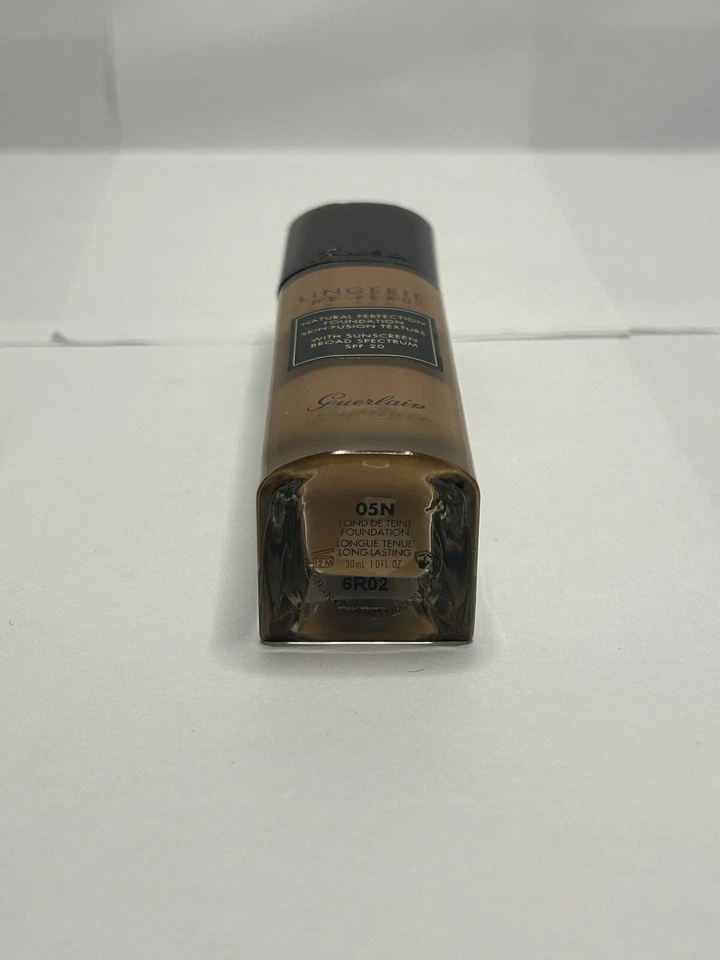 Guerlain Lingerie De Peau Natural Foundation #05N DEEP 1.0 Oz 30 Ml - Image 4 of 4