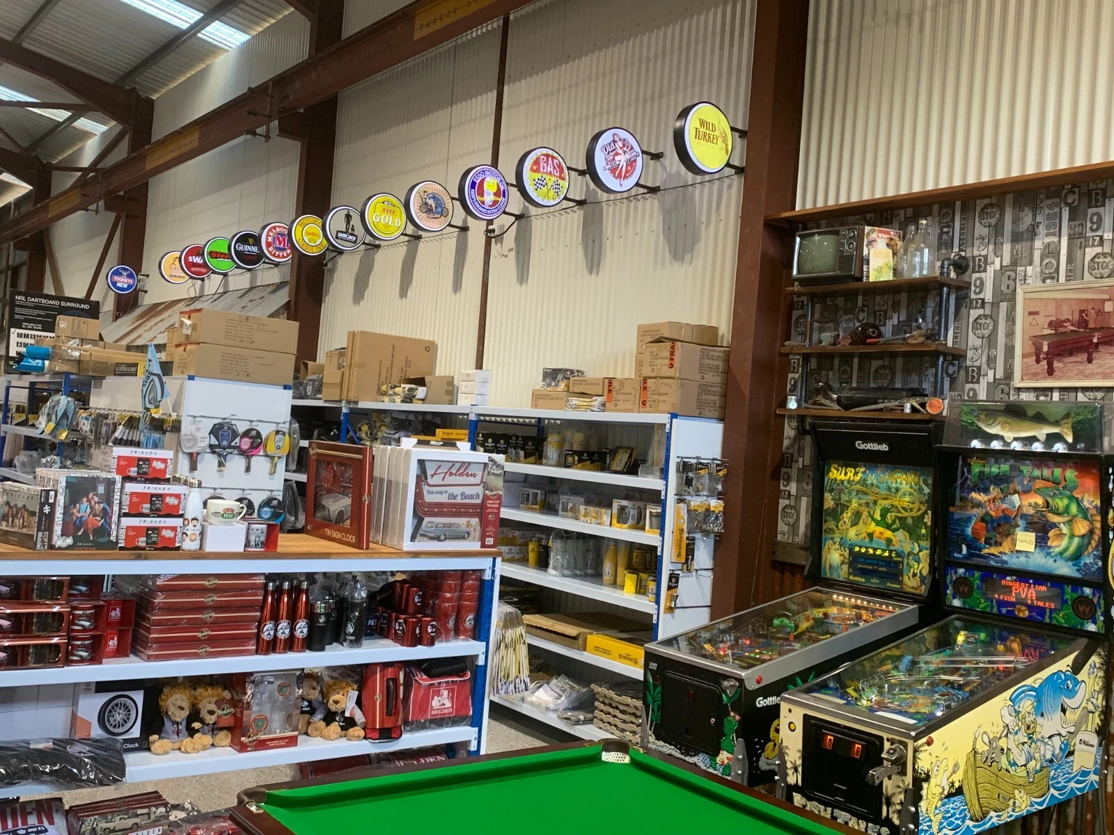 Geelong Cats 2022 Premiership AFL Team Triangle Pennant