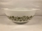 Pyrex Crazy Daisy Spring Blossom RETRO Green 443 Cinderella Mixing Bowl 2 1/2 Qt