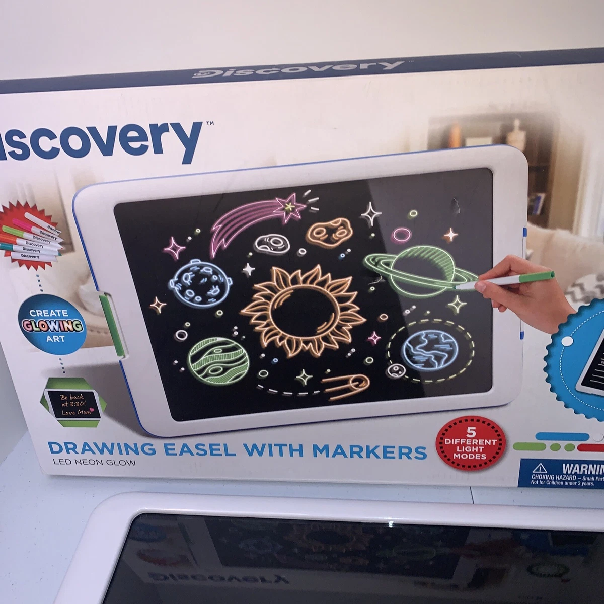 Discovery Drawing Easel with Markers