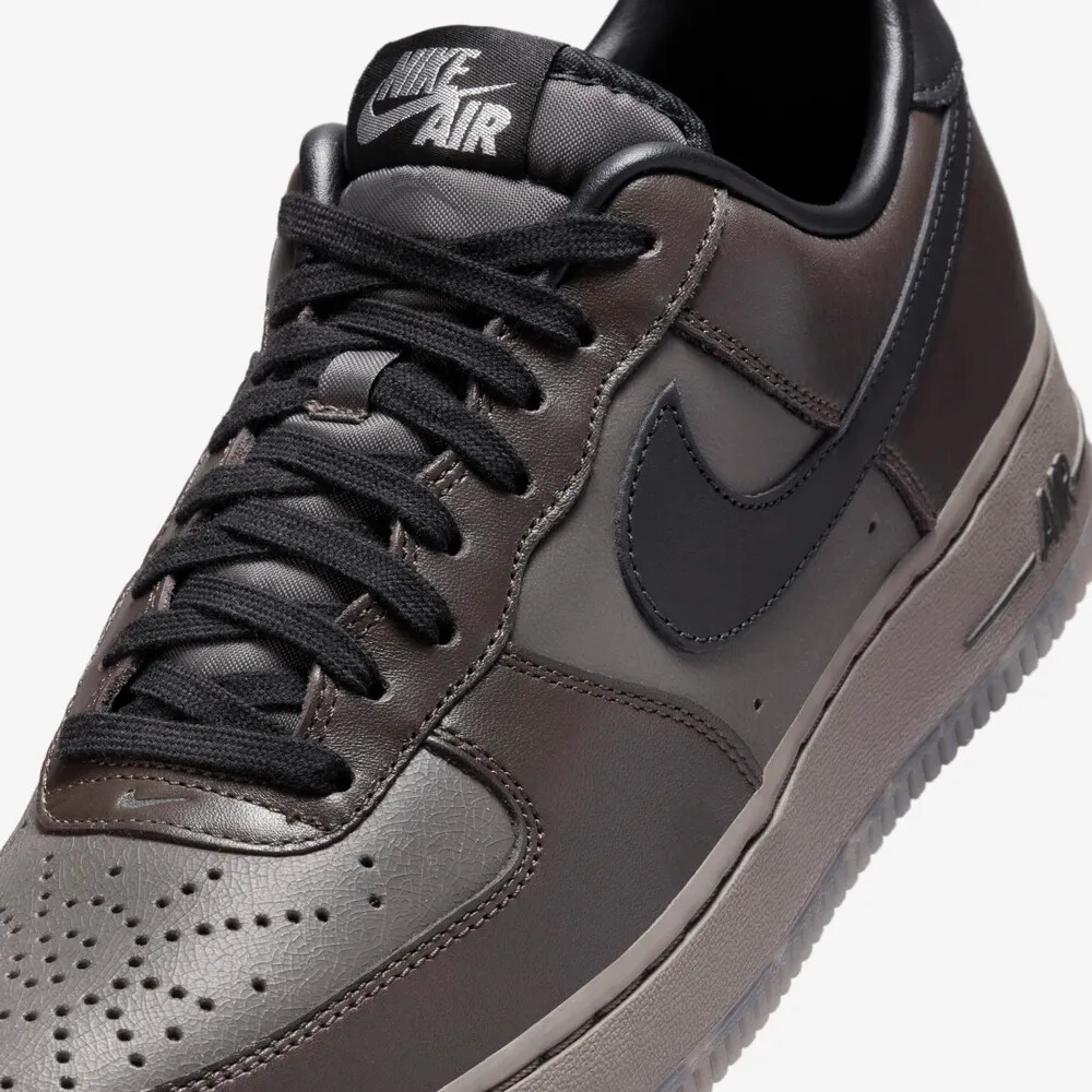 NIKE★AIR FORCE 1 LOW★BLACK TEA AND PETRA BROWN New Nike Air Force 1 Low Shoes- Black Tea/ Petra Brown