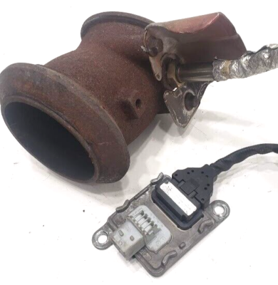 Cummins ISX QSX 15 Exhaust Outlet Connection Tube 3689553 NOx 