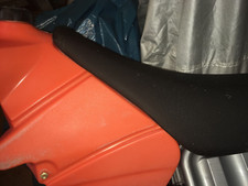 KTM 250, 300 EXC 2005-2008 OEM fuel tank and seat