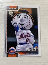 2026 Topps Celebration Mascot Card Mrs. Met Mets M14