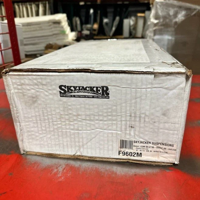 Caja de componentes Skyjacker F9602M para elevación #FE60MK 6" para 00-04 F-250 F350 SD 4x4 Foto 4 de 4