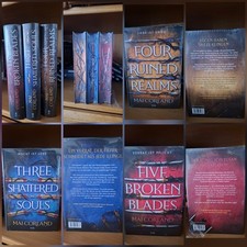 BÜCHERBÜCHSE Three Shattered Souls, Five Br...