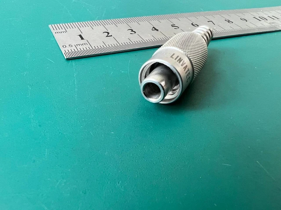 Conmed Linvatec Surgical Infusion Adapter 7554 - Image 4 of 4