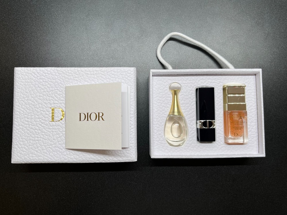 DIOR Silver Welcome Gift Set - Lipstick in 999 SATIN, Serum, Perfume