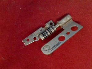 TFT LCD Display Scharnier Links (L) Dell Inspiron 1525 PP29L