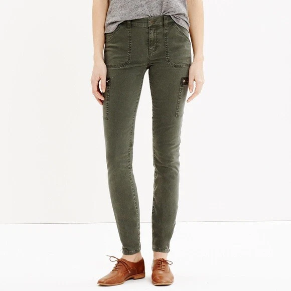 Army green deals skinny pants