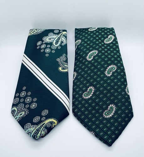 GRENADA by EXCELLO Vtg 70s Men's Textured Poly Wide Ties Green Paisley Textured