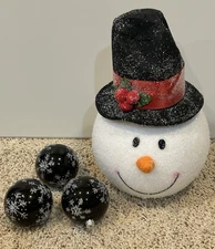 Sparkling Snowman Head Christmas Tree Topper & 3 Black Ornaments for Buttons