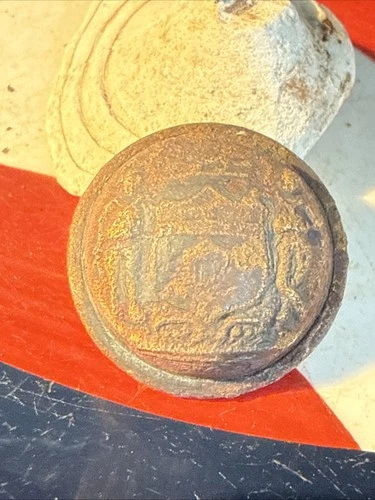 Dug Civil War 💥 🇺🇸 💣 Wisconsin State Seal Coat Button