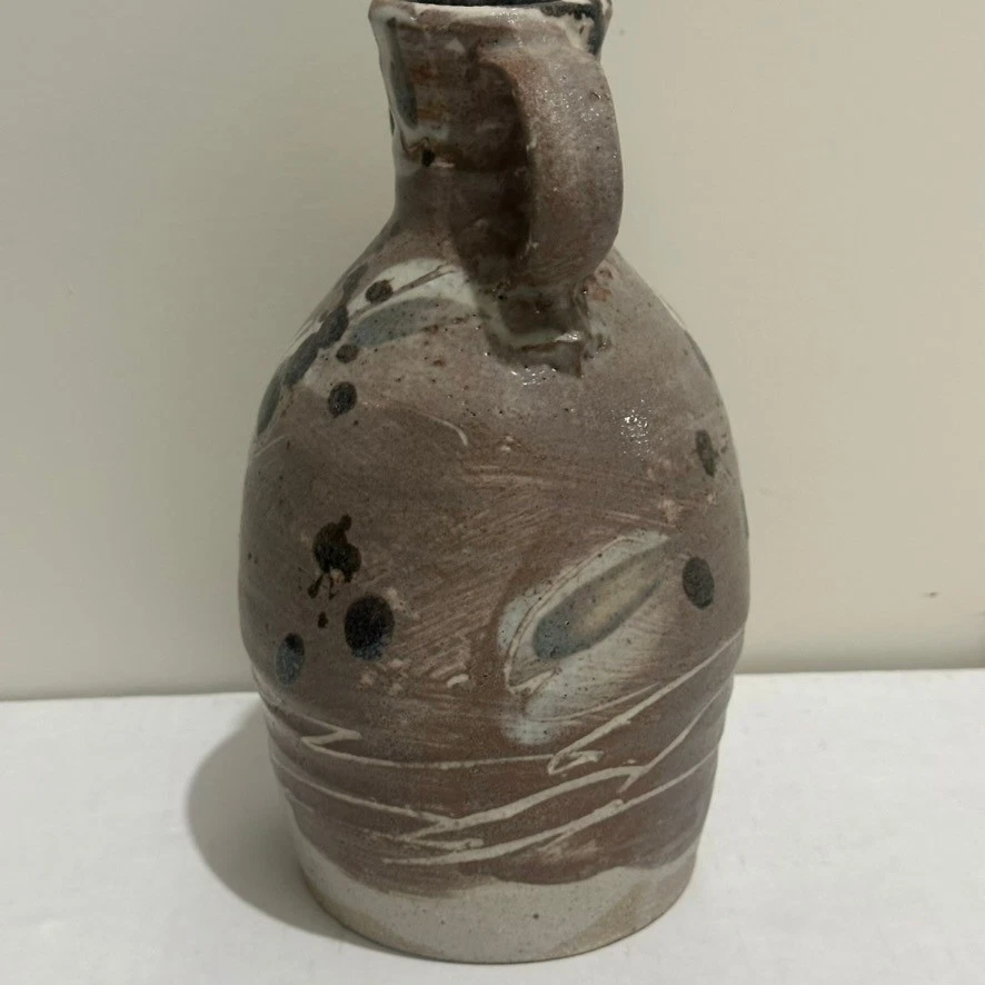 Jarrón de cerámica único con asas tonos tierra rústicos arte decorativo cerámica Foto 2 de 4