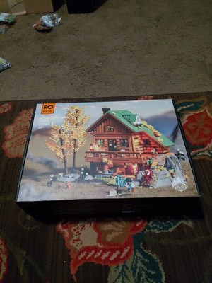 LUMIBRICKS- FUNWHOLE - Mountain Cabin New Factory SEALED