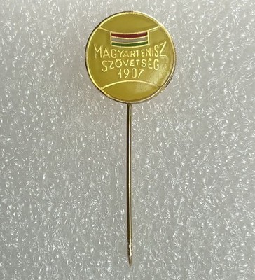 Vintage Hungarian Tennis Federation Pin badge rare Magyar Tenisz Szövetség 1907