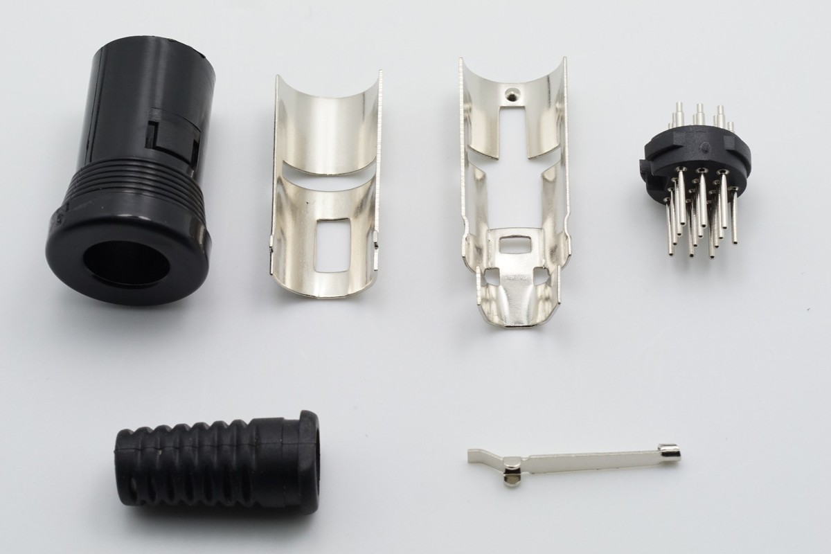 2 PCS 13 PIN DIN MALE PLUG connector ICOM Atari Kenwood Roland | eBay