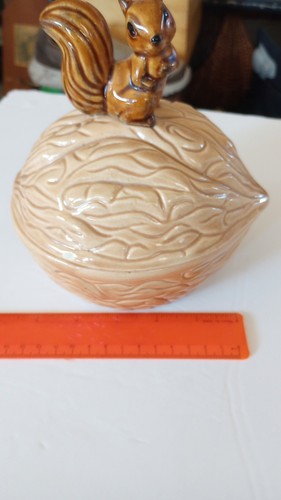Vintage Squirrel On Top Of The Nut Container With Lid - Picture 12 of 13