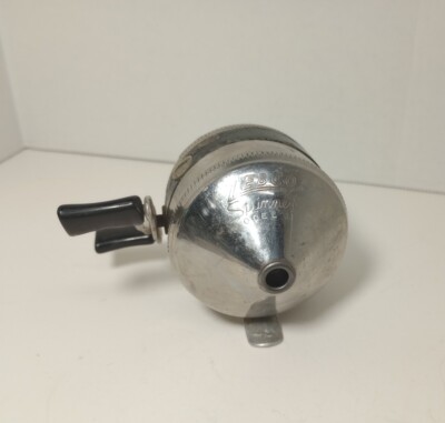 Zebco Spinner Model 33 Vintage Large Single Rivet Metal Foot