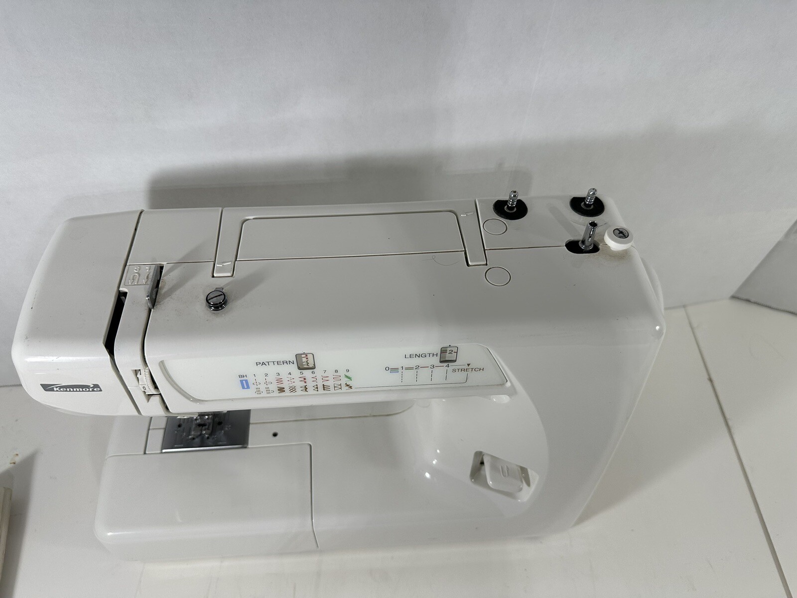 Kenmore Sewing Machine 385.15516000 Bundle W/ Accessories eBay