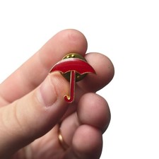 Travelers Insurance Red Umbrella Logo Lapel Pin Enamel Gold-Toned