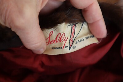 VIntage Dark Brown Mink SALLY VICTOR Pillbox Hat | eBay display picture 1