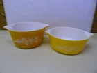 2 Vintage Pyrex Butterfly Gold 2 Casseroles 472-B, 473-B No Lids Orange & Yellow