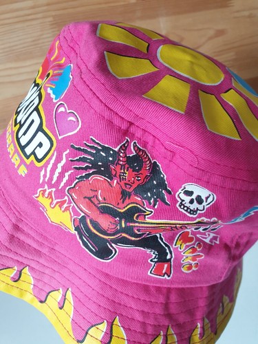 Bucket Hat - Pinkpop Music Festival 15-16-17 Juni 2018 Landgraaf the Netherlands - Bild 6 von 8