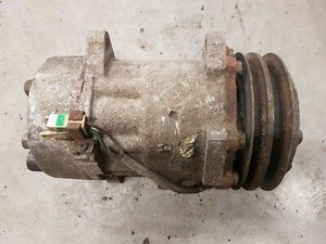 VW PASSAT B3 AC AIRCON AIR CON CONDITIONING COMPRESSOR PUMP 357820803