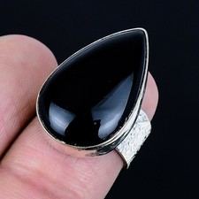 Resplendent Black Onyx Gemstone Handmade 925 Sterling Silver Ring Size 7
