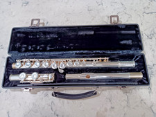 Gemeinhardt silver-plated flute Model 22SP - good used condition - good player